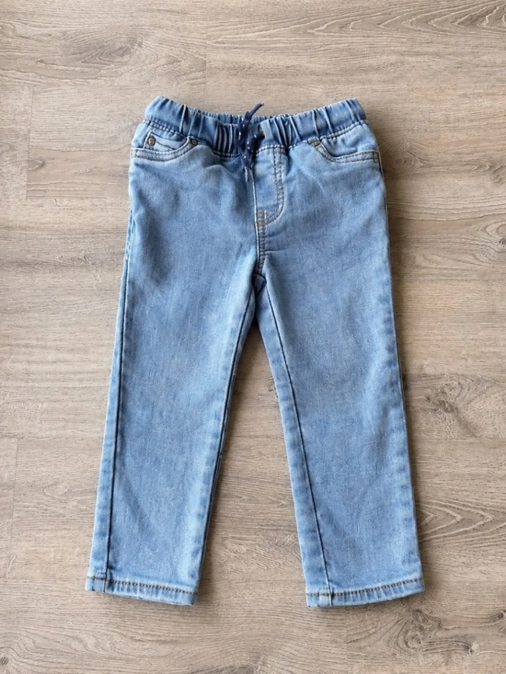 Carter’s 2T Toddler Pull On Jeggings Light Wash Denim Jeans Stretch Waist